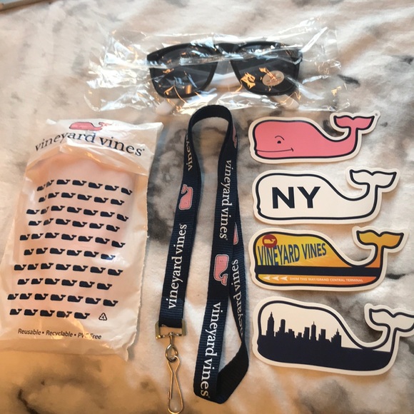 Vineyard Vines Accessories - vineyard vines bundle